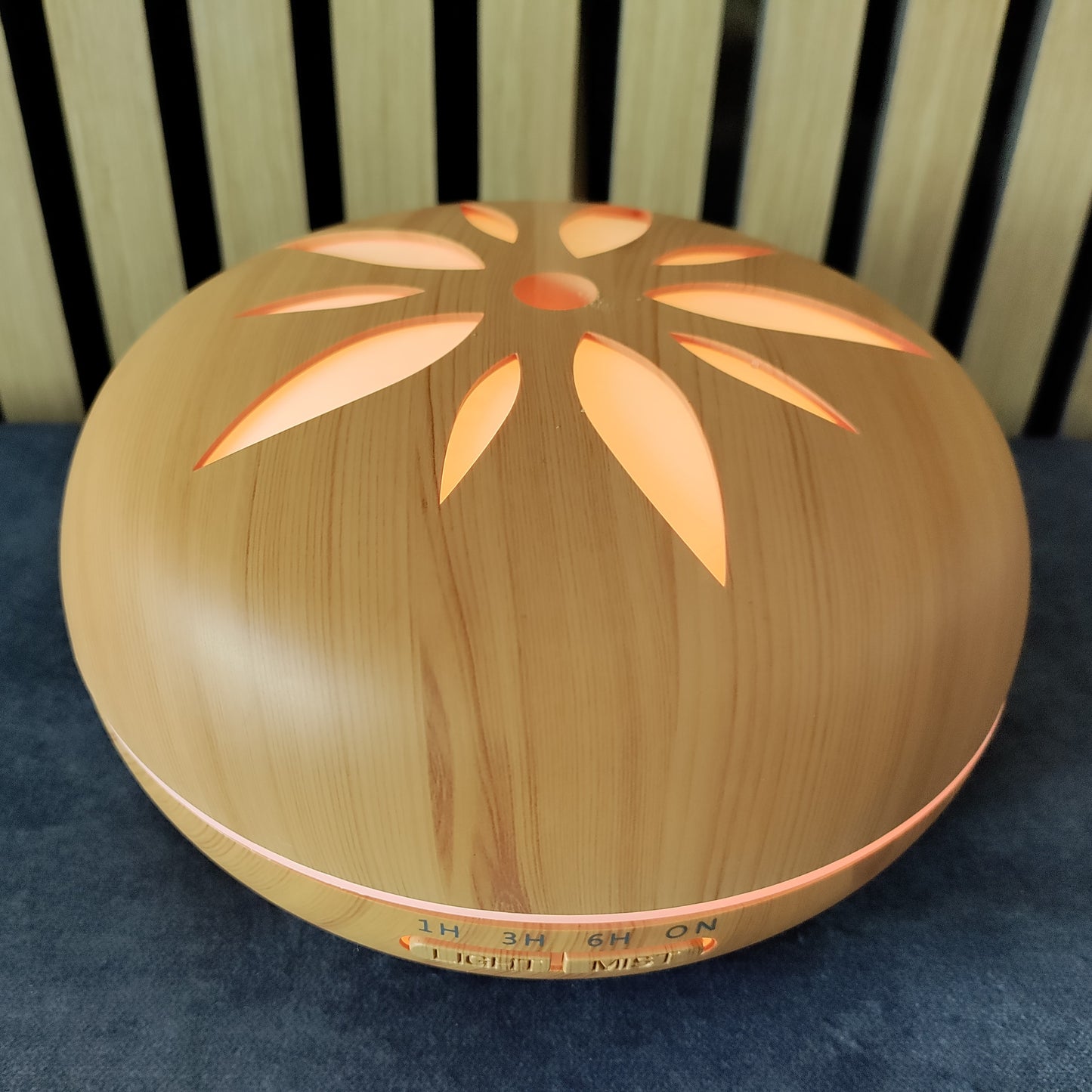 Aroma Diffuser & Air Humidifier 550ml 7 Multicolor LED & Remote control