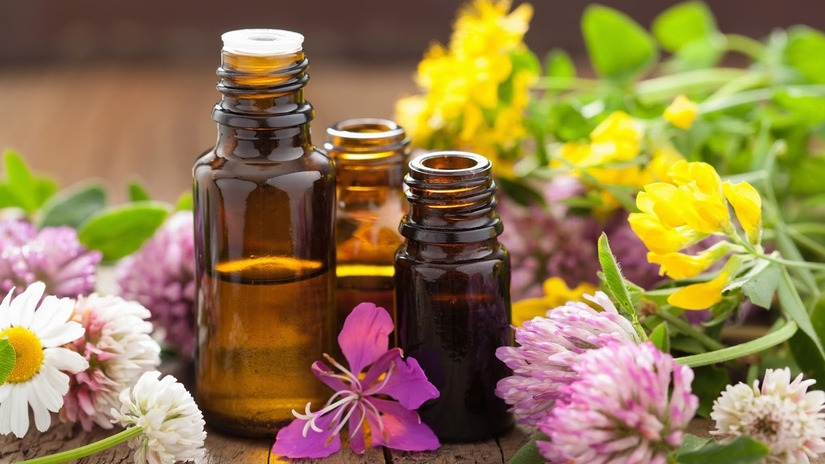 11 Best Essential Oils You Need to Know About – Health Benefits and Uses