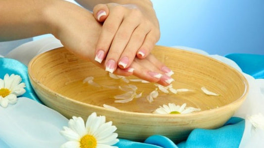 Essential Oils uses for Skin & Beauty