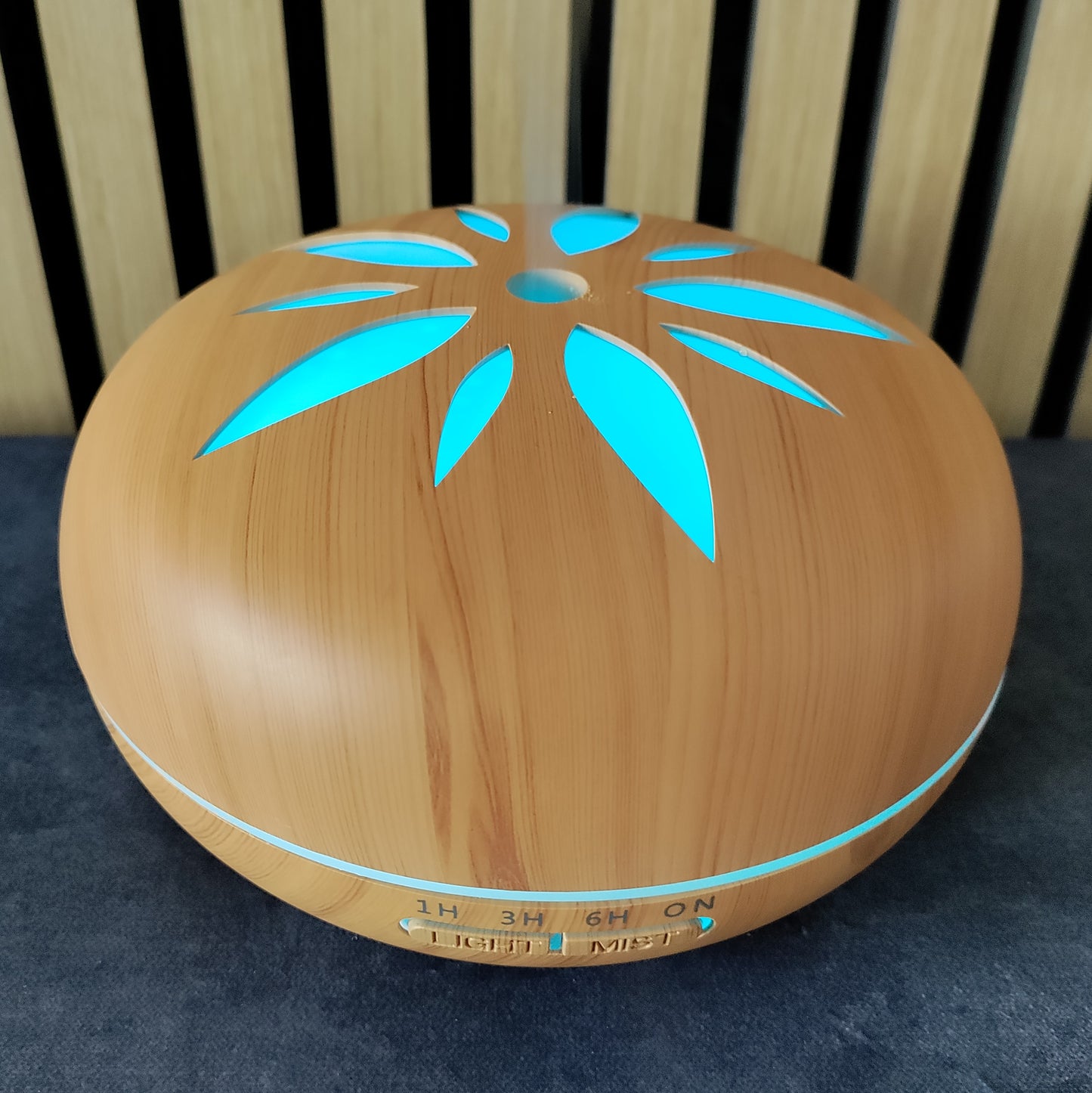 Aroma Diffuser & Air Humidifier 550ml 7 Multicolor LED & Remote control